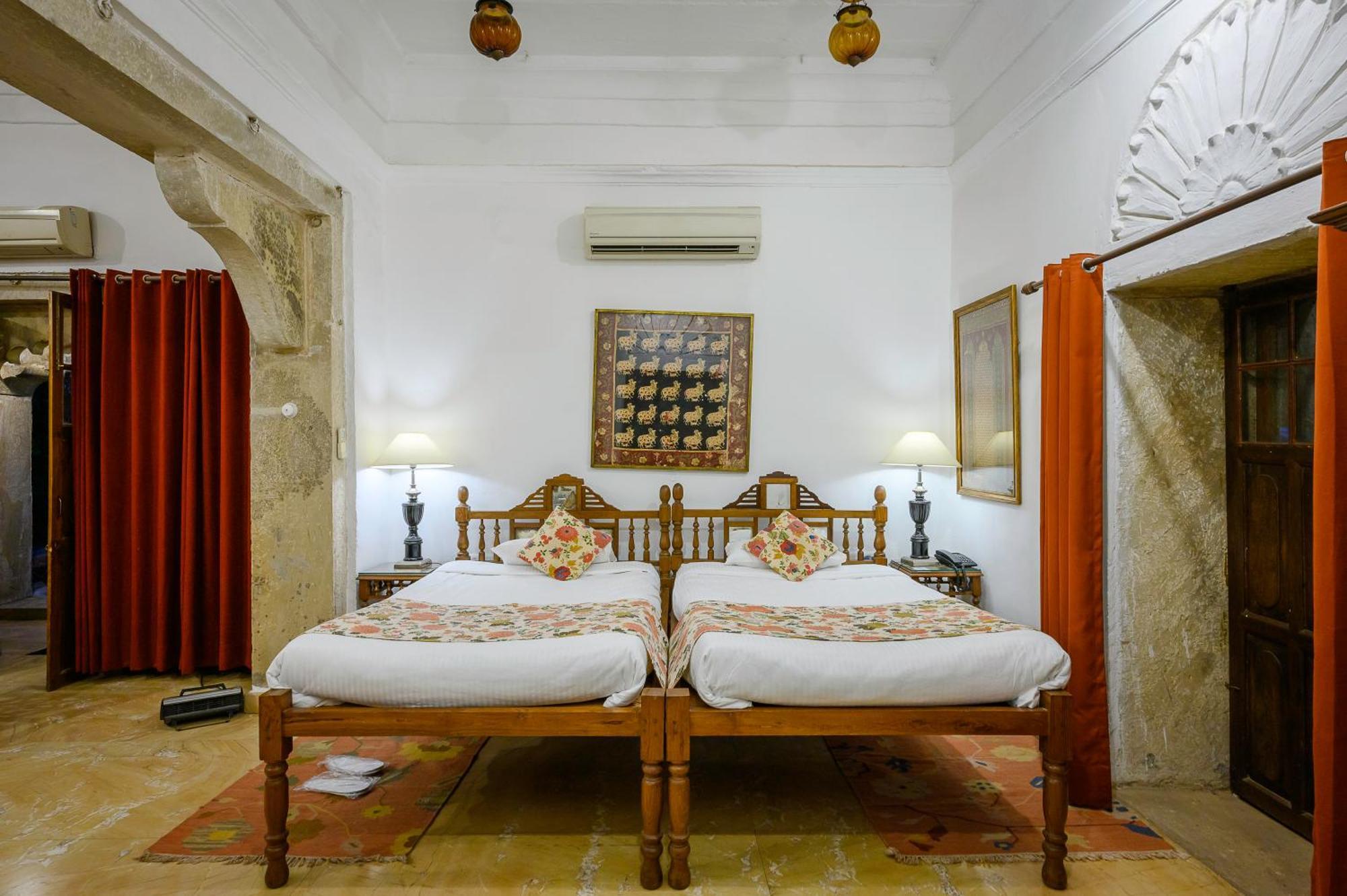Neemrana'S - Deo Bagh Otel Gwalior Dış mekan fotoğraf