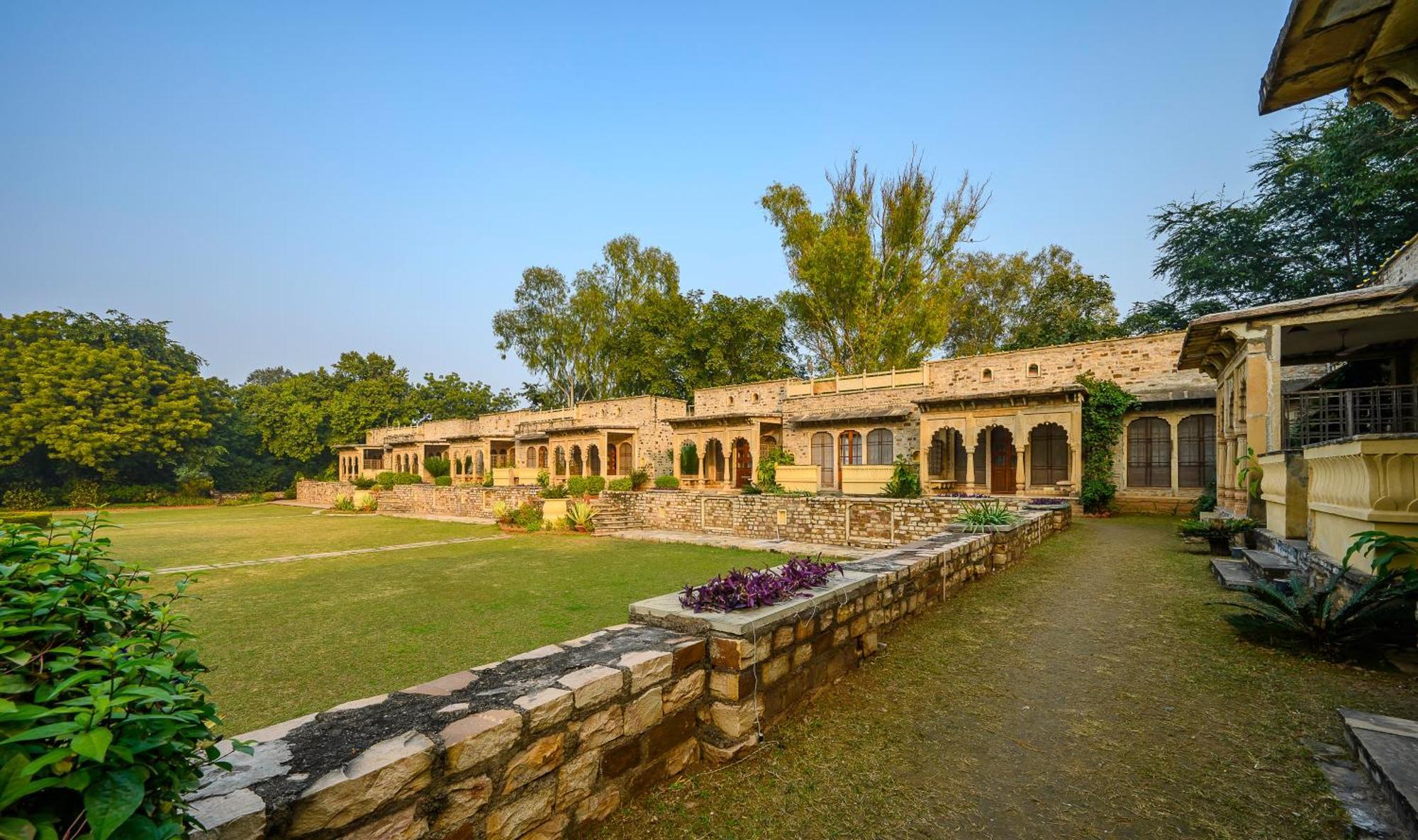 Neemrana'S - Deo Bagh Otel Gwalior Dış mekan fotoğraf