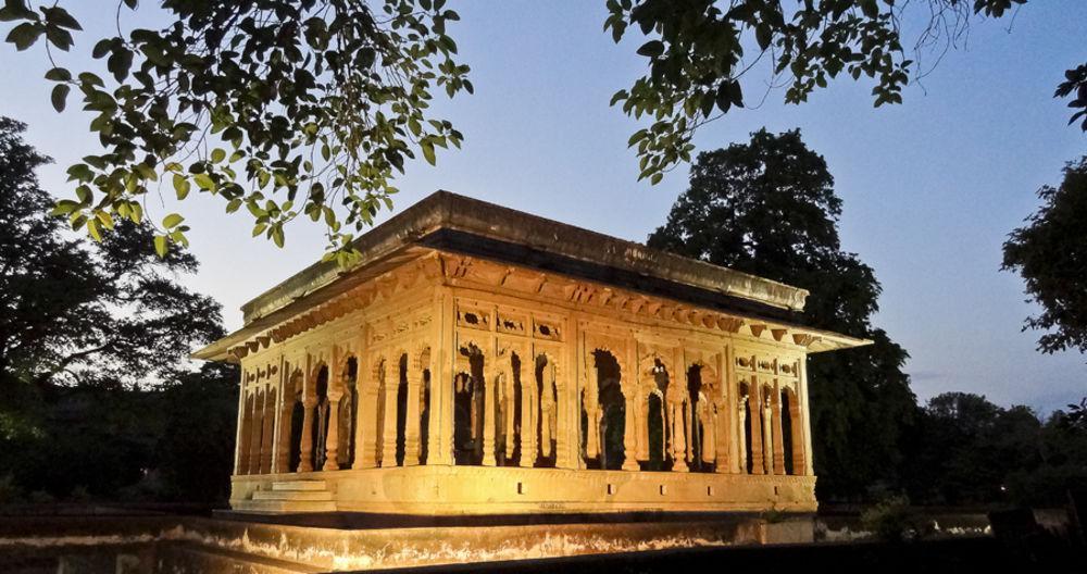 Neemrana'S - Deo Bagh Otel Gwalior Dış mekan fotoğraf